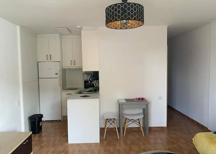 - Gt Near Yumbo 普拉亚戴尔雷安格莱斯